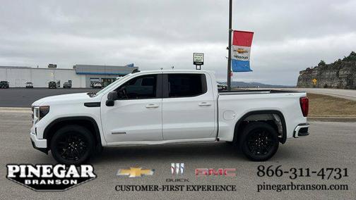 2022 GMC Sierra 1500 Elevation