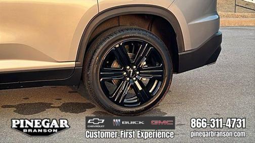 2026 GMC Acadia Elevation AWD