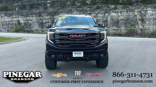 2022 GMC Sierra 1500 AT4