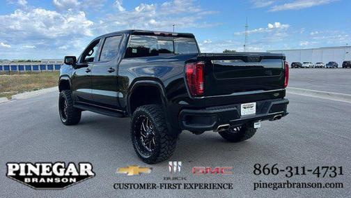 2022 GMC Sierra 1500 AT4