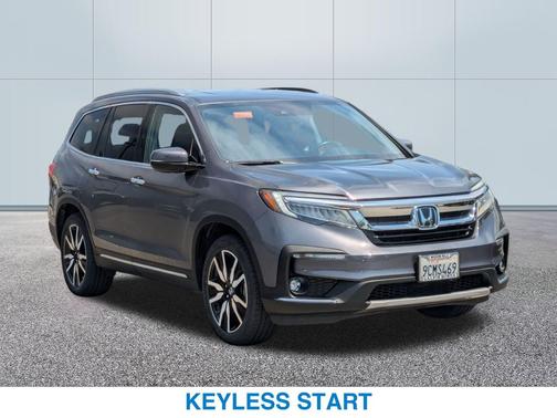 2022 Honda Pilot Touring 8-Passenger
