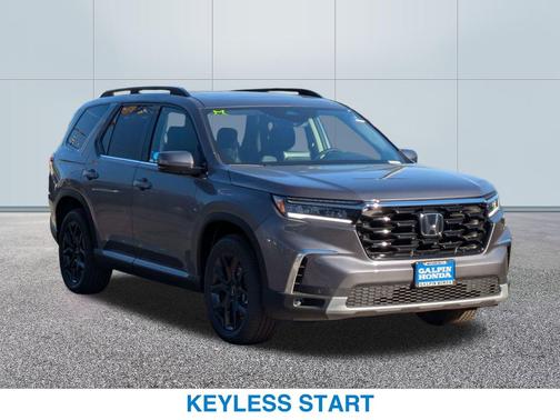 2025 Honda Pilot Touring 8-Passenger