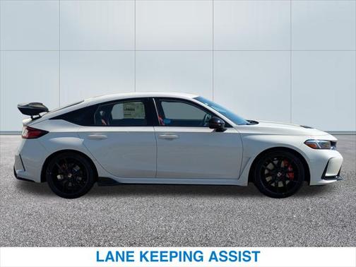 2025 Honda Civic 5DR TYPE R