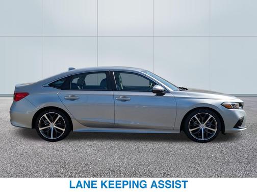 2022 Honda Civic Touring