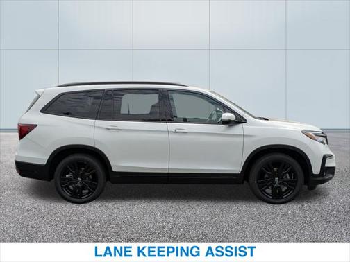 2022 Honda Pilot AWD Black Edition
