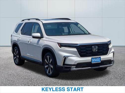 2025 Honda Pilot Touring 8-Passenger