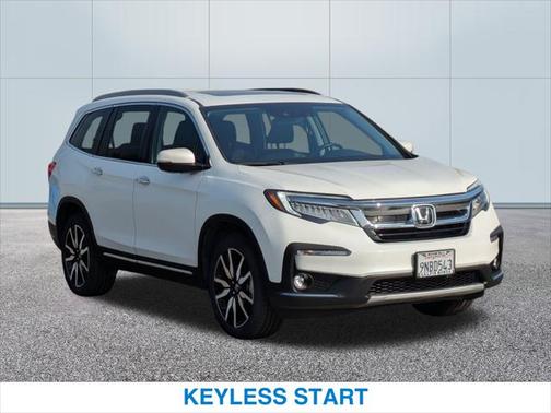 2022 Honda Pilot Touring 8-Passenger