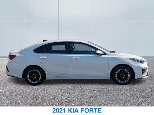 2021 Kia Forte FE