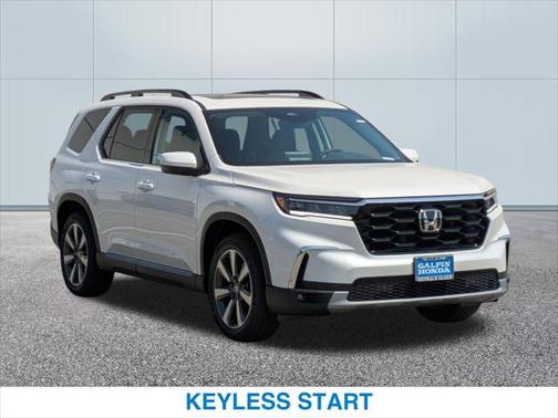 2025 Honda Pilot Touring 8-Passenger