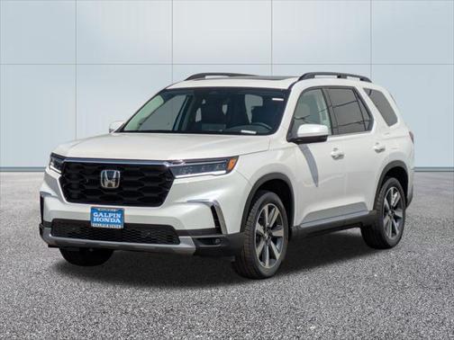 2025 Honda Pilot Touring 8-Passenger