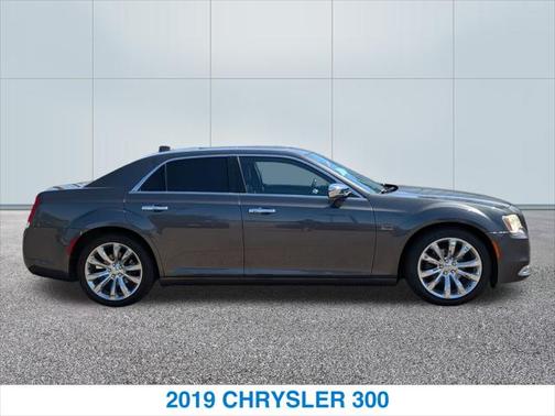 2019 Chrysler 300 Limited