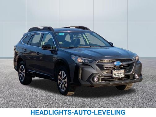 2023 Subaru Outback Premium