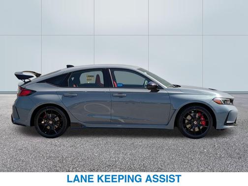 2025 Honda Civic 5DR TYPE R