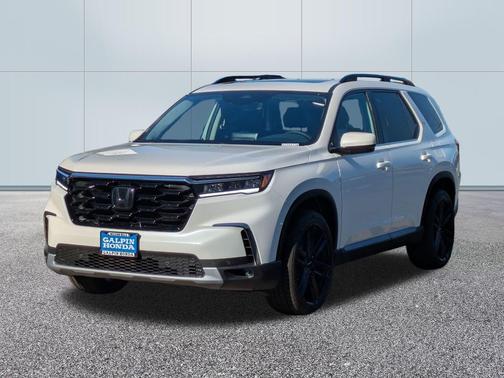 2025 Honda Pilot Touring 8-Passenger