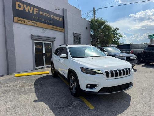 Bright White Clearcoat 2019 Jeep Cherokee Limited