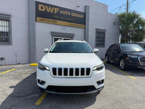 Bright White Clearcoat 2019 Jeep Cherokee Limited