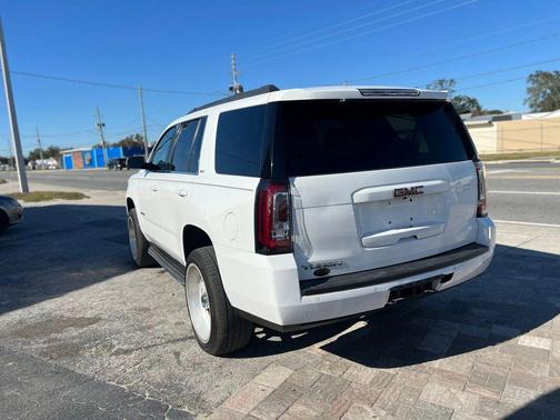 2017 GMC Yukon SLT