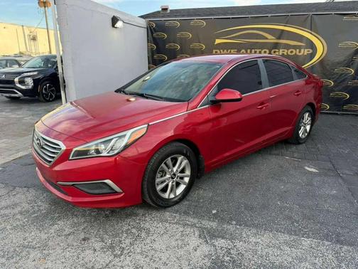 2017 Hyundai SONATA SE
