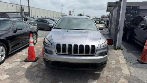 Billet Silver Metallic Clearcoat 2015 Jeep Cherokee Sport