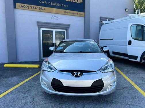 2017 Hyundai Veloster Base