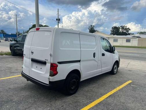 2015 Nissan NV200 SV
