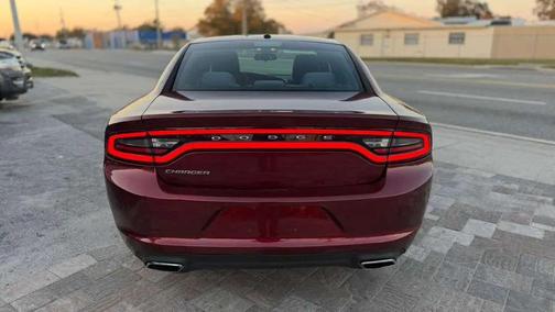 2017 Dodge Charger SE
