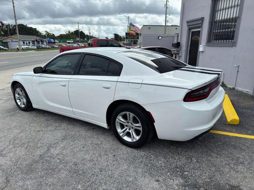 2015 Dodge Charger SE