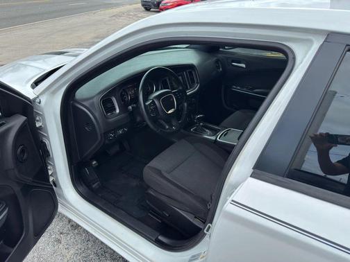 2015 Dodge Charger SE
