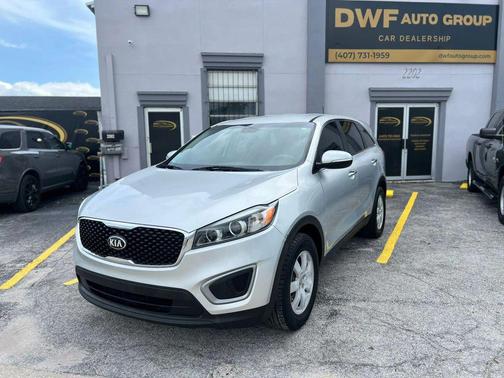 2017 Kia Sorento L