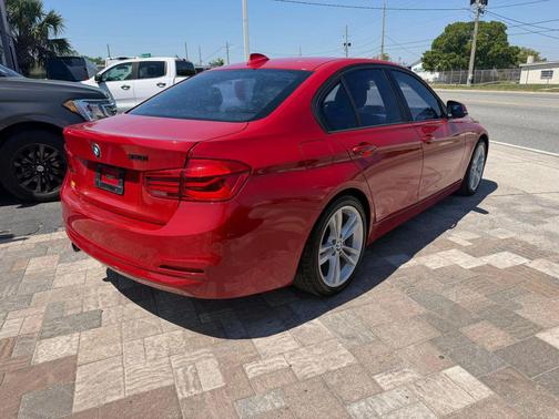 Melbourne Red Metallic 2016 BMW 320 i