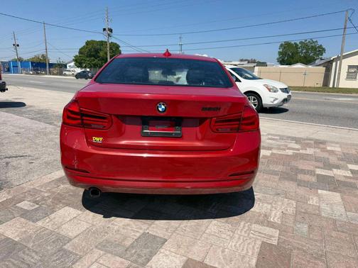 Melbourne Red Metallic 2016 BMW 320 i