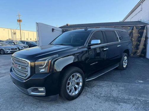 2017 GMC Yukon XL SLE