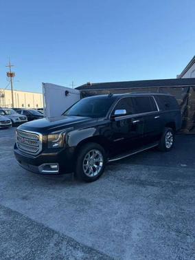 2017 GMC Yukon XL SLE