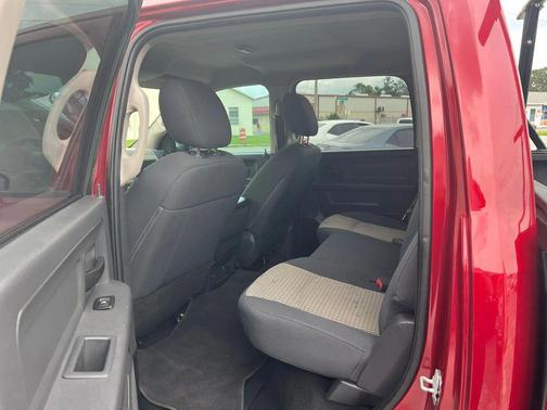2012 RAM 1500 ST