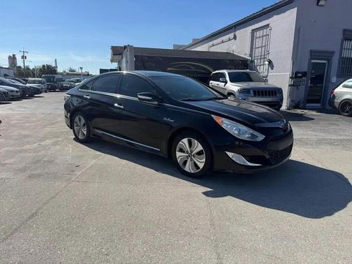 2014 Hyundai SONATA Hybrid Limited