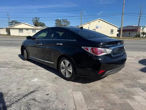 2014 Hyundai SONATA Hybrid Limited