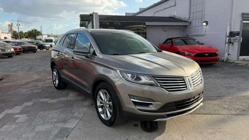 Magnetic Gray Metallic 2017 Lincoln MKC Select