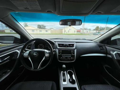 2017 Nissan Altima 2.5 SV