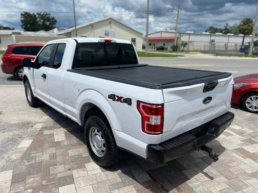 Oxford White 2019 Ford F-150 XLT