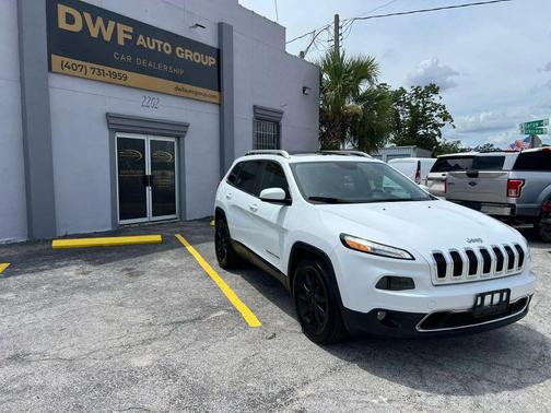 2014 Jeep Cherokee Sport