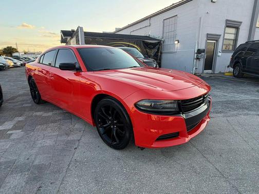 2016 Dodge Charger SE