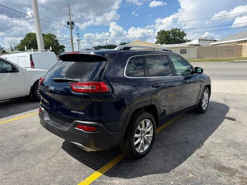 True Blue Pearlcoat 2015 Jeep Cherokee Sport
