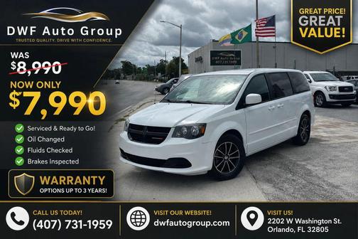 White Knuckle Clearcoat 2017 Dodge Grand Caravan SE