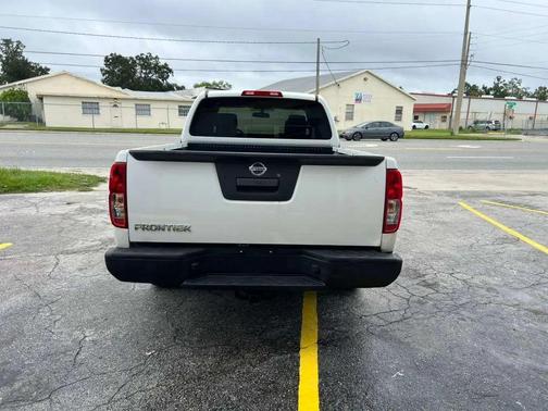 2016 Nissan Frontier S