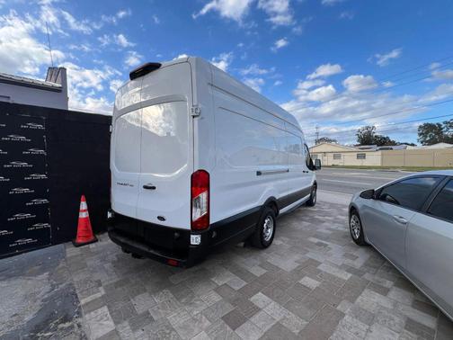 2020 Ford Transit-250 Base