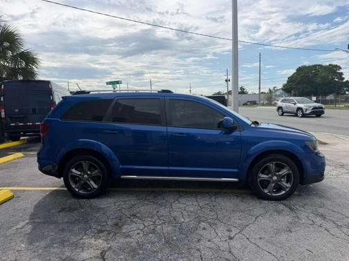 Blue Streak Pearlcoat 2015 Dodge Journey Crossroad