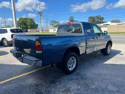 2004 Toyota Tundra SR5