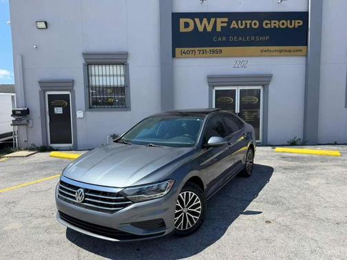 Platinum Gray Metallic 2019 Volkswagen Jetta 1.4T SE