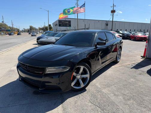 2015 Dodge Charger SE
