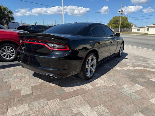 2015 Dodge Charger SE